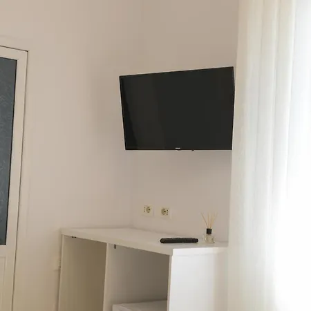 Garden Yard Konukevi Berat