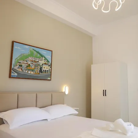 Garden Yard Konukevi