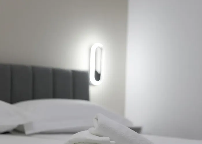 Garden Yard בראט